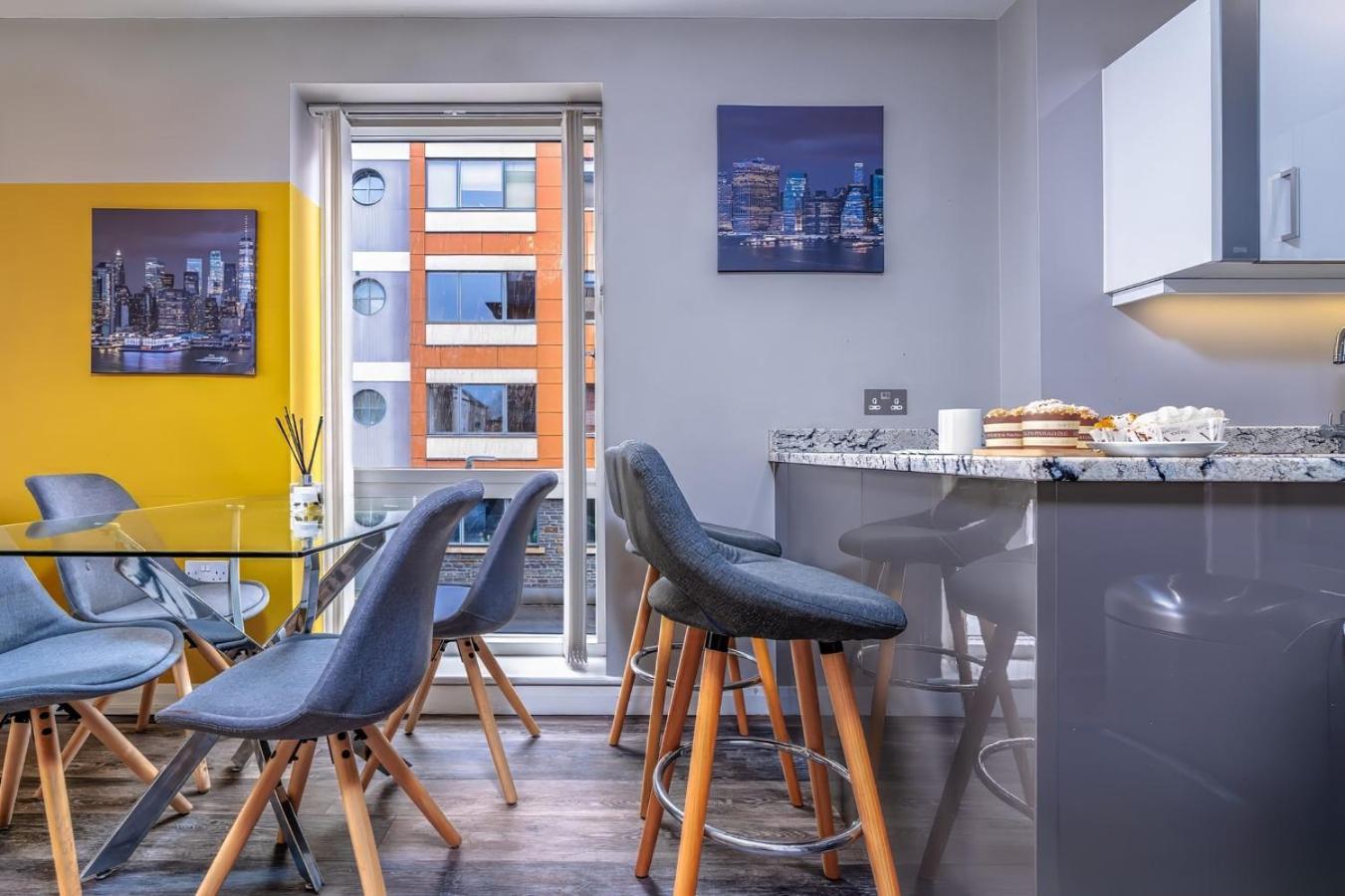 Iconic Garden Apt, Steps From City Centre & Cafes Bristol Exterior foto